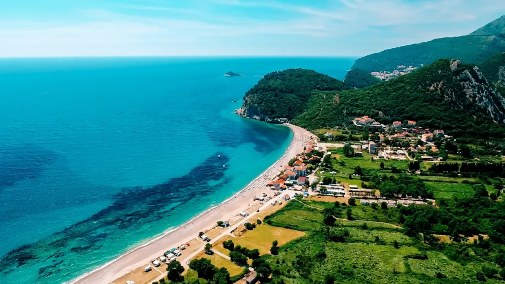 Full Guide to Petrovac: Lifestyle, Beaches, Infrastructure, and Real Estate
