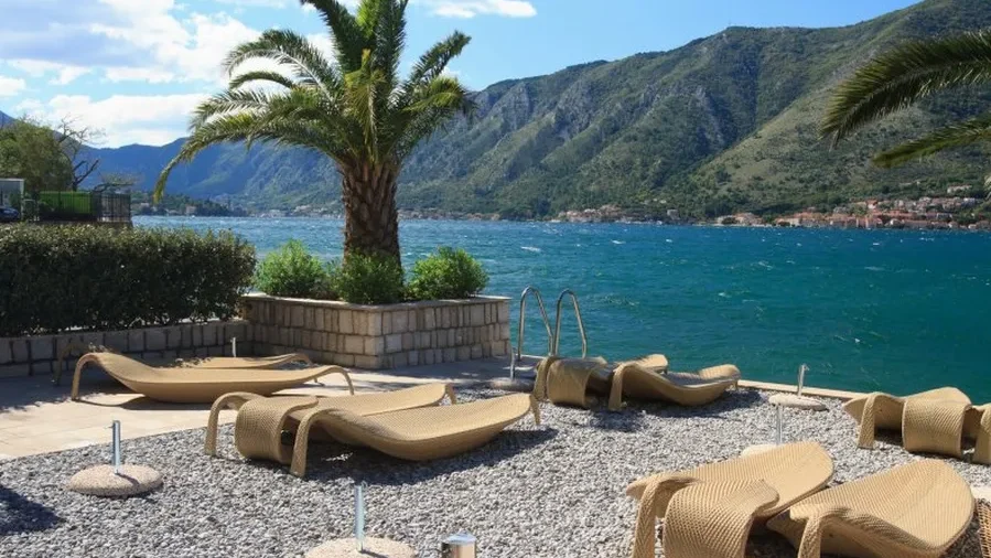 Полный путеводитель по Котору: Образ жизни, пляжи, инфраструктура и недвижимость