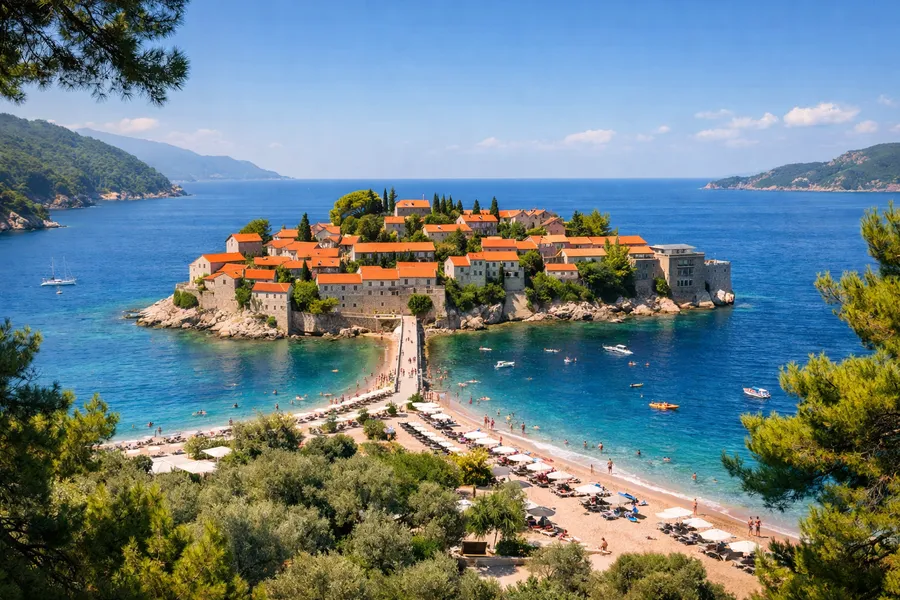 Топ-10 достопримечательностей, которые стоит посмотреть и чем заняться в Свети-Стефане