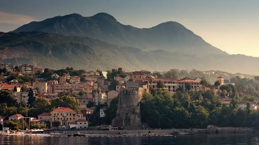 Full Guide to Herceg Novi: Lifestyle, Beaches, Infrastructure, and Real Estate